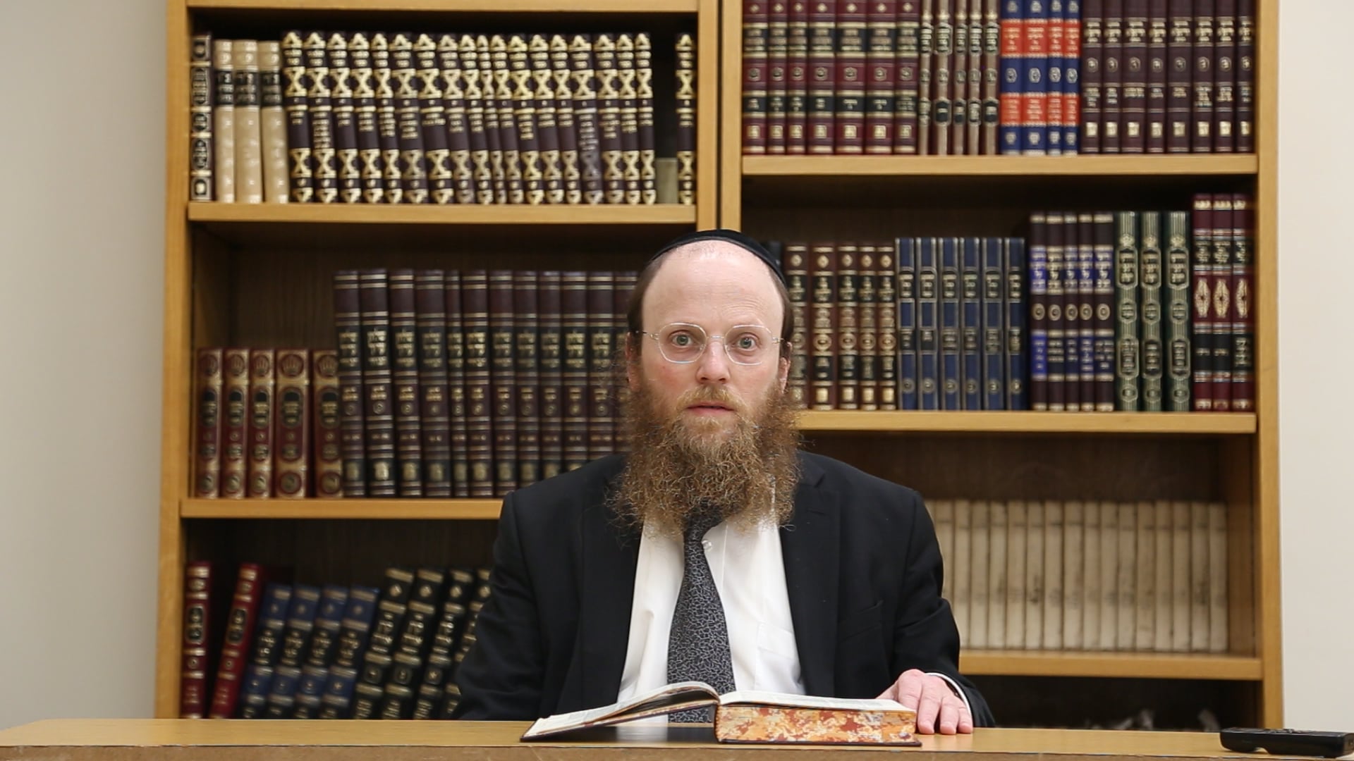 A short Chanukah insight from HaRav Shimon Grun shlita